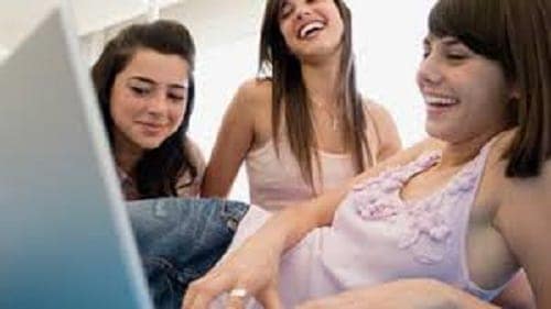 Sesli Sohbet Siteleri: Bir Sesle Başlayan Güzel Dostluklar Sesli Sohbet Siteleri: Bir Sesle Başlayan Güzel Dostluklar